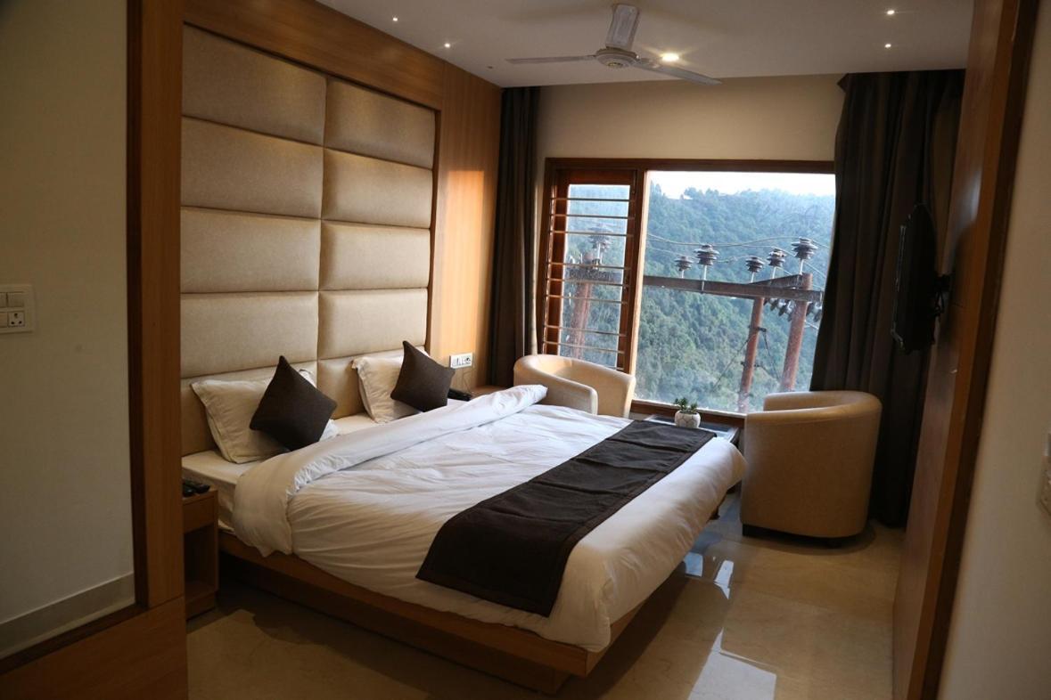 Shining Hills Hotell Mussoorie Exteriör bild